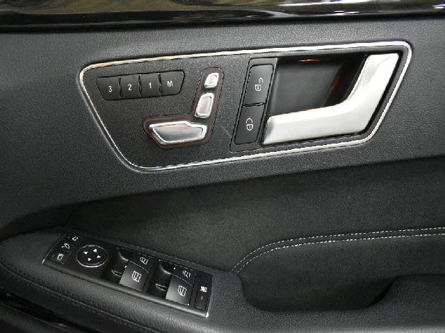 車両画像13