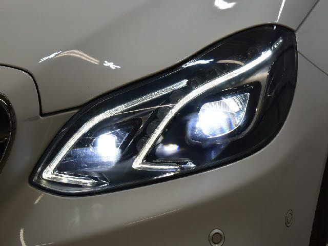 車両画像28
