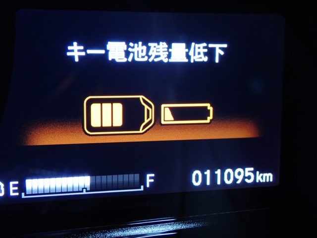 車両画像16