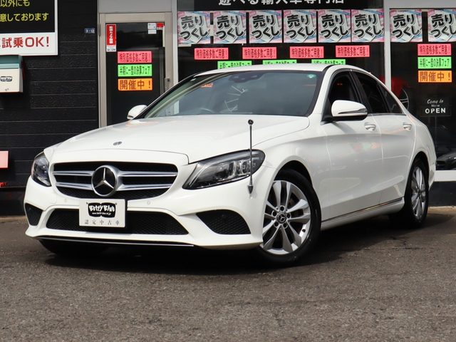 Ｃクラス　セダン　ハイブリッド　Ｃ２００　アバンギャルド