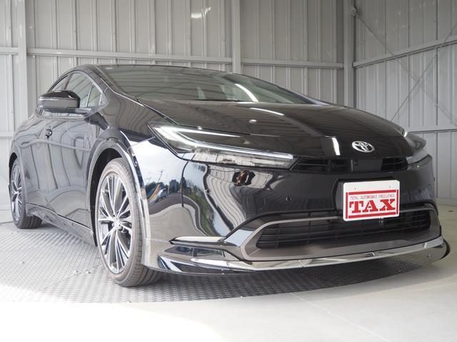 プリウス　Ｚ　登録済未使用車　禁煙　黒革シート　１