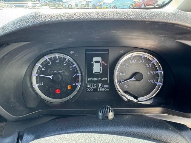 車両画像16