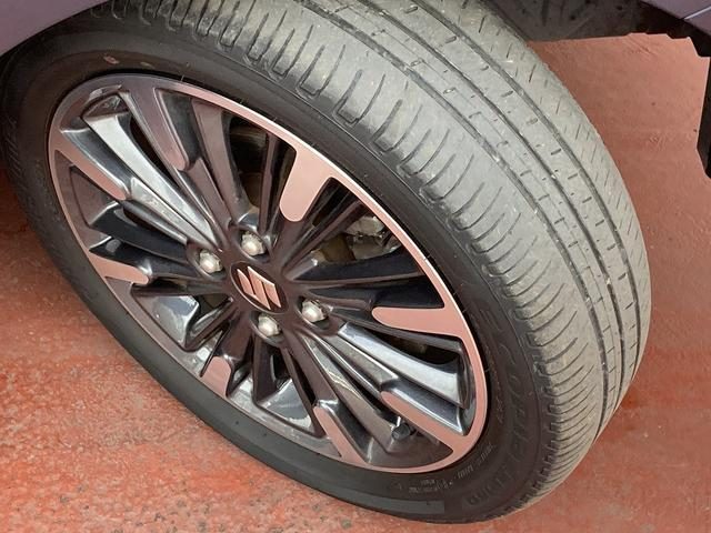 車両画像11