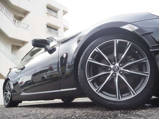車両画像11