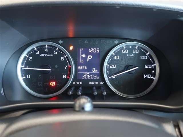 車両画像12