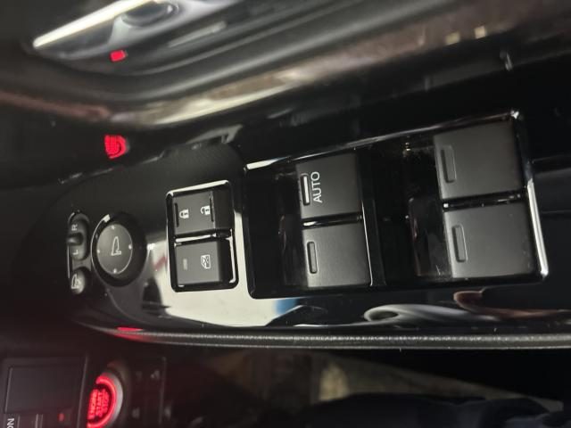車両画像26