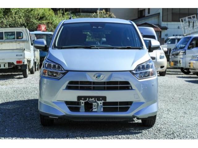 車両画像11