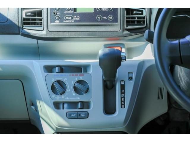 車両画像18