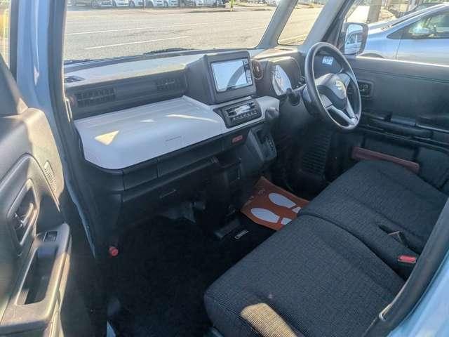 車両画像10