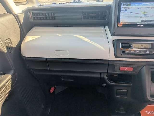 車両画像14