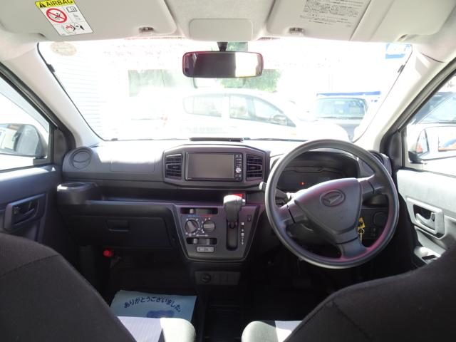 車両画像11