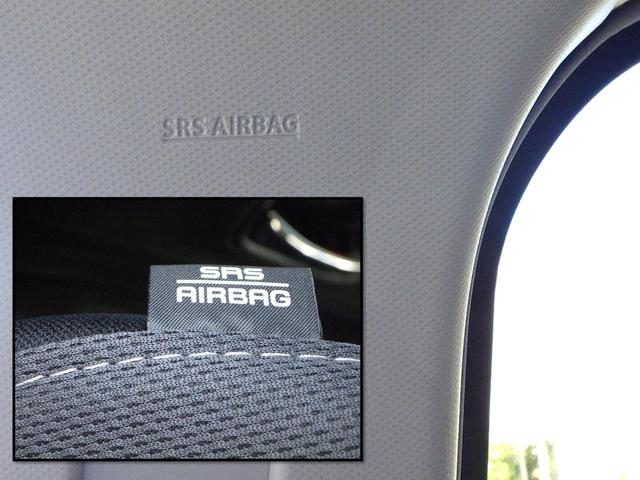 車両画像16