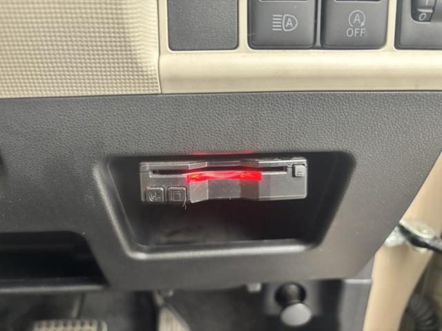 車両画像16