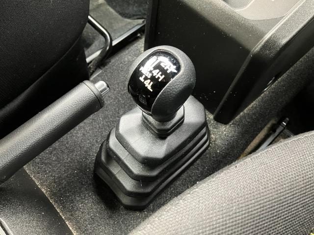 車両画像16