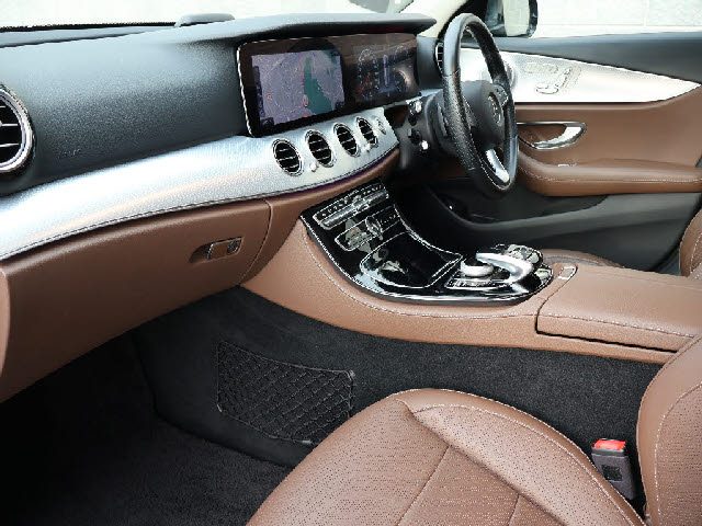 車両画像2