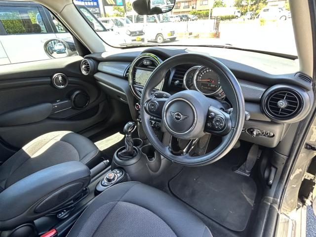 車両画像20