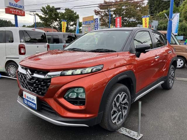 フロンクス　１型　　２ＷＤ／６ＡＴ　　純正ナビ・全方