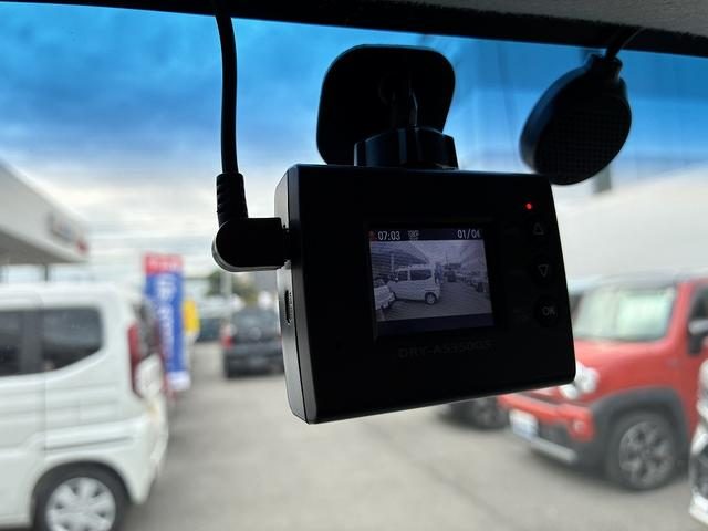 車両画像16