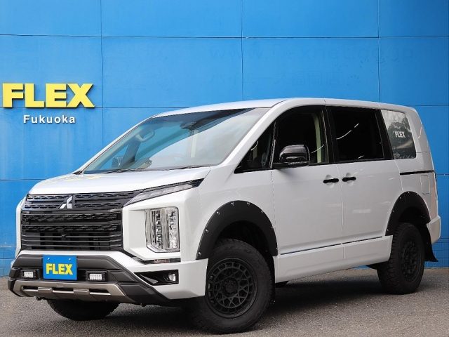デリカ　Ｄ：５　４ＷＤ　２．２ＤＴブラックエディション