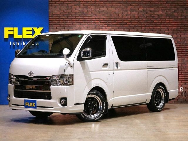 ハイエースバン　４ＷＤ　５Ｄ２．８ＤＴスーパーＧＬダークプライム