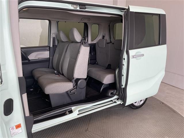 車両画像23