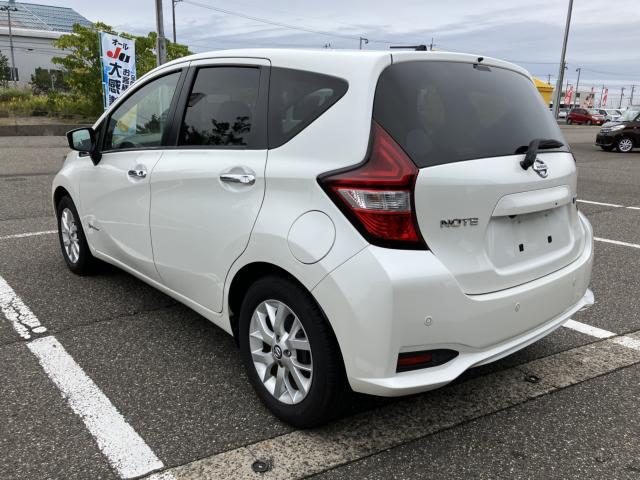 車両画像16