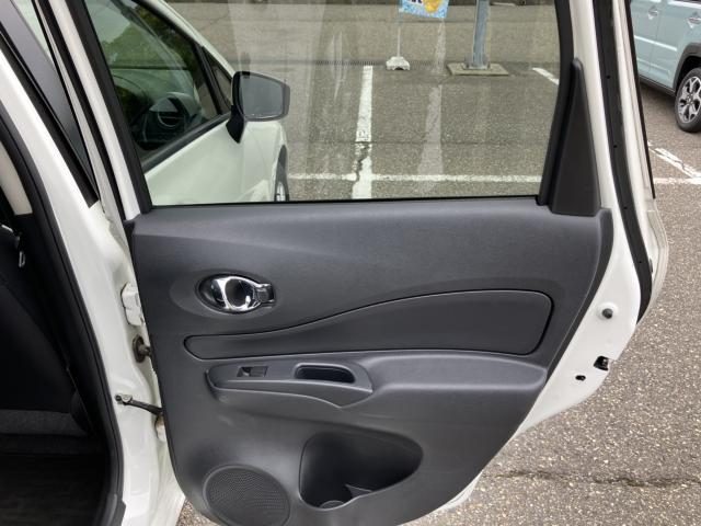 車両画像30