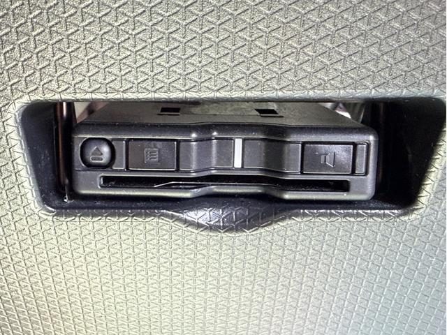 車両画像28