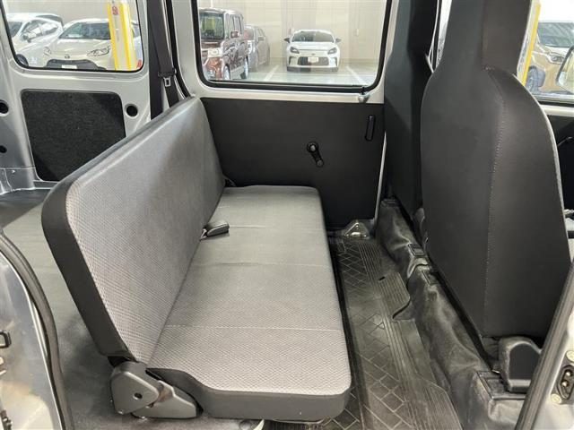 車両画像15
