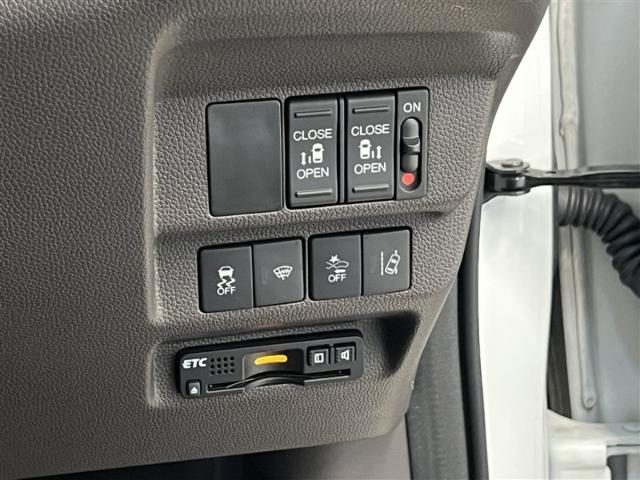 車両画像18