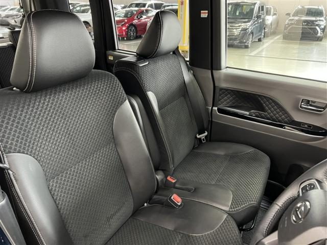 車両画像12