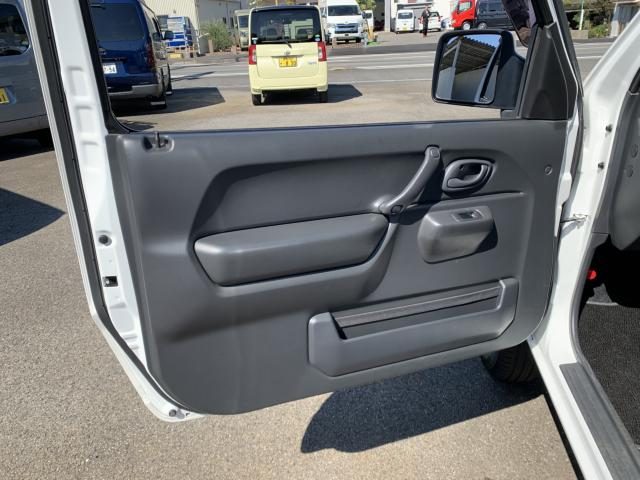 車両画像23