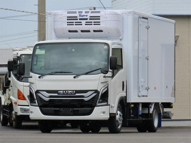 エルフ　３ｔ　ワイドロング　冷蔵・冷凍車　Ｐ／Ｇ