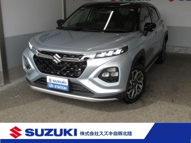 フロンクス　４ＷＤ／６ＡＴ／カーナビ／全方位カメラ