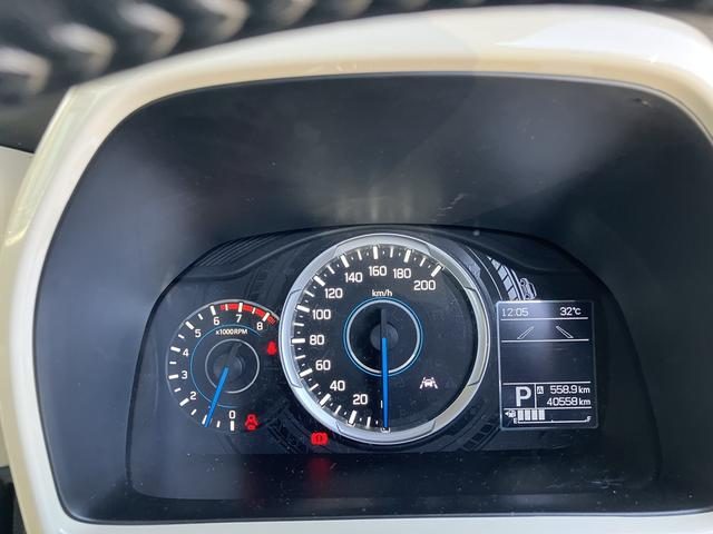 車両画像11