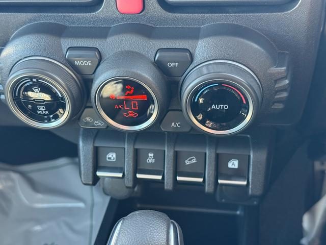 車両画像28
