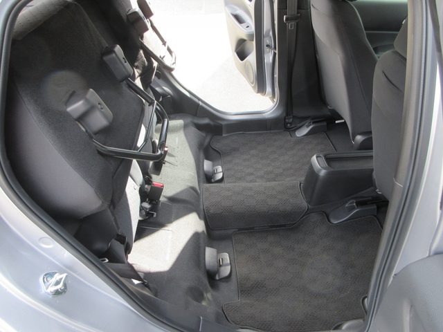 車両画像15