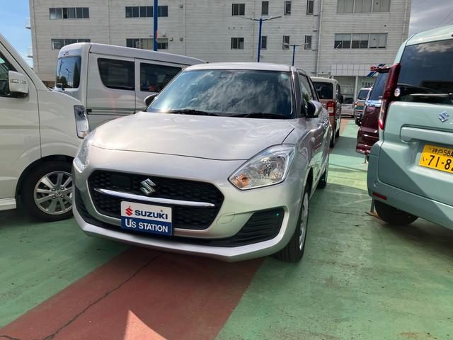 スイフト　４ＷＤ　ＨＹＢＲＩＤ　ＭＧ　３型