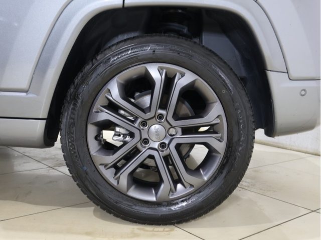 車両画像13
