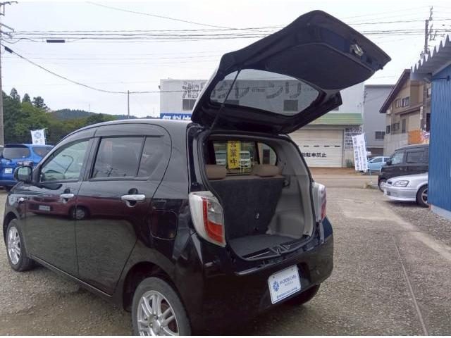 車両画像11