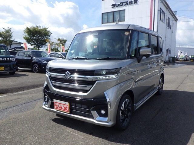 スペーシア　６６０　カスタム　ハイブリッド　ＸＳ　４
