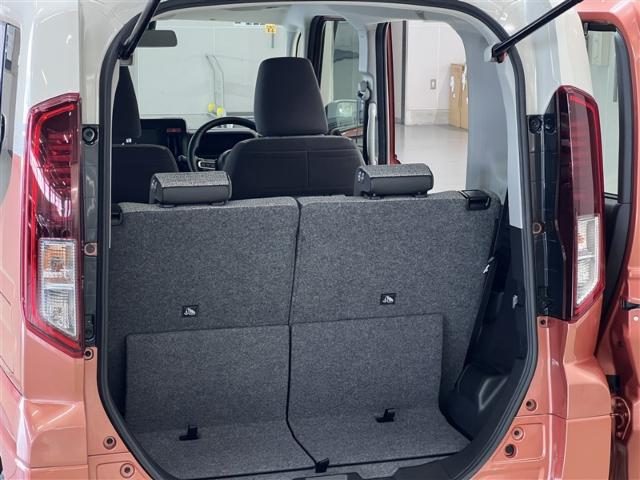 車両画像16