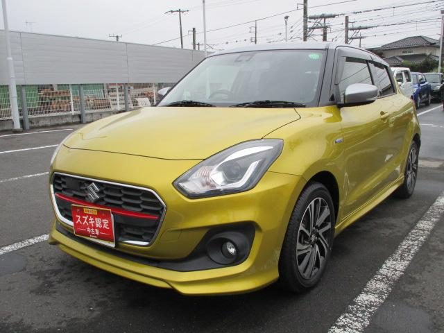 スイフト　ＨＹＢＲＩＤ　ＲＳ　２型