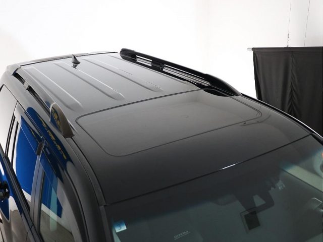 車両画像18