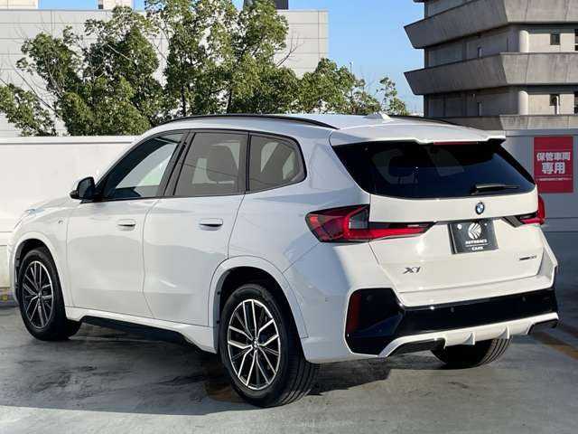 車両画像10