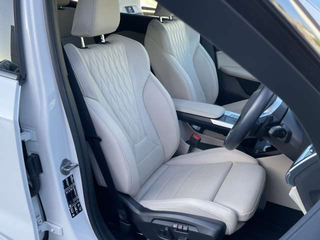 車両画像14