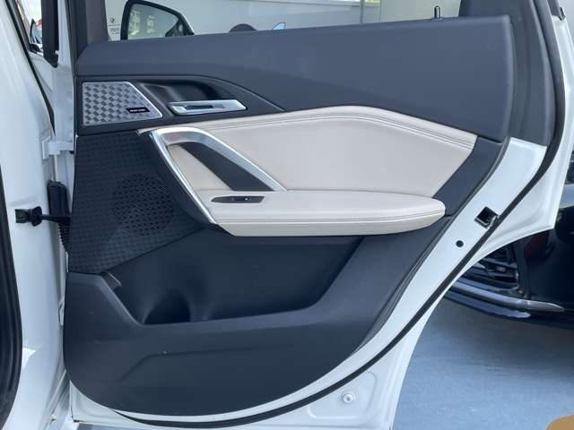 車両画像15