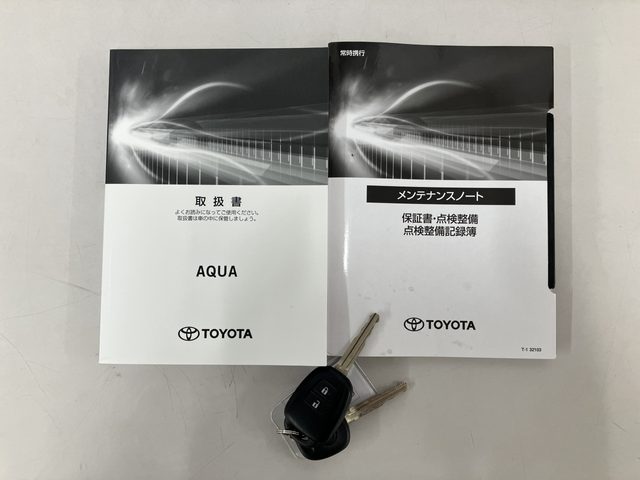 車両画像30