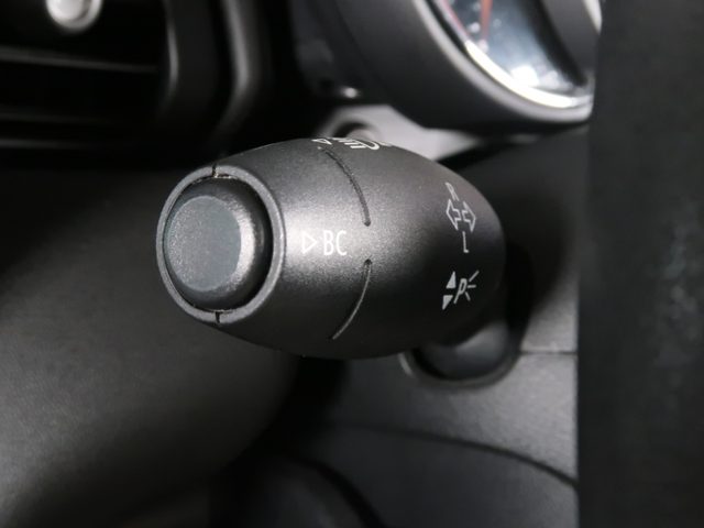 車両画像14