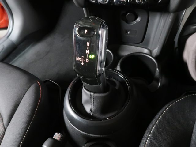 車両画像17